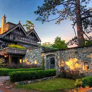 English Inn Canada